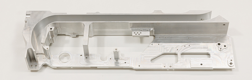 高速立型マシニングセンター